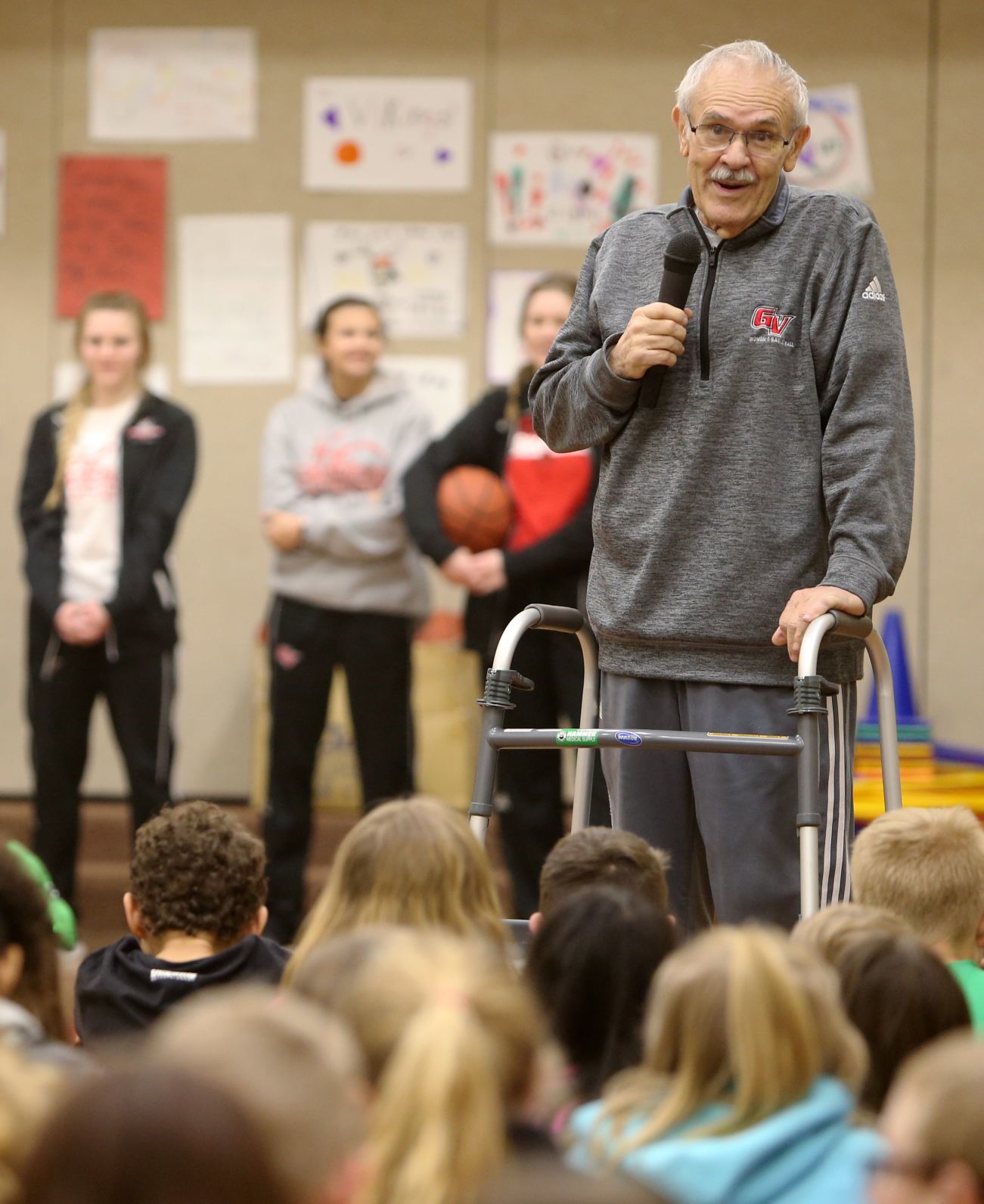 Grand View basketball coach Garey Smith